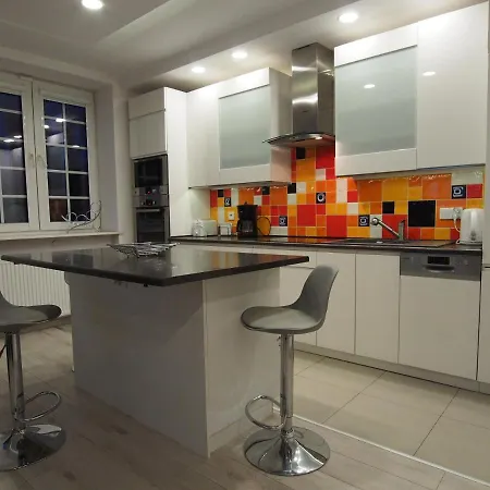 Grand-tourist Amber Center Apartman *