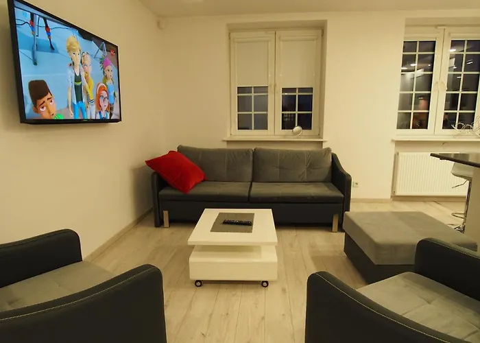 Grand-tourist Amber Center *