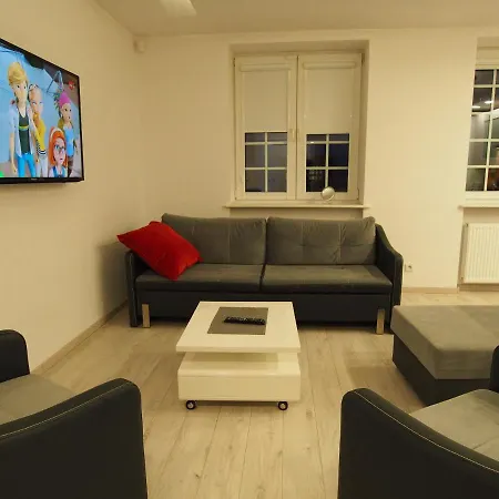 Grand-tourist Amber Center *